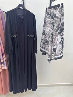 عباءة ياقوت